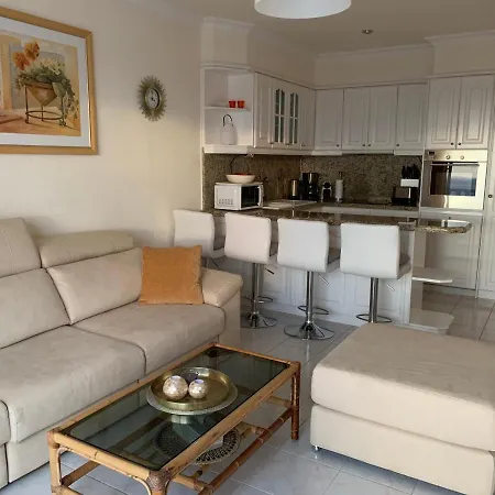 Apartment Ocean Pearl: Luxury Beachside With Sea View In Gigantes Acantilado de los Gigantes