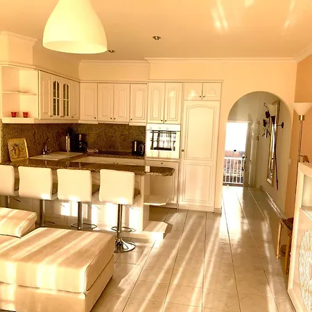 Apartment Ocean Pearl: Luxury Beachside With Sea View In Gigantes *